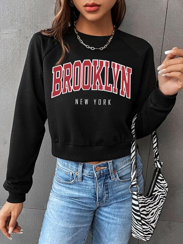 Brooklyn Graphic Crop Sweatshirt