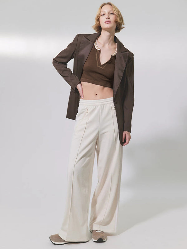 V-neckline Cropped Tee - Serenity Land fashion