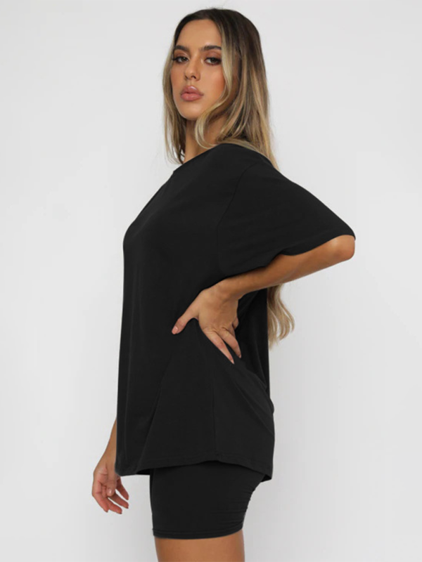 Women's casual short-sleeved top with shorts