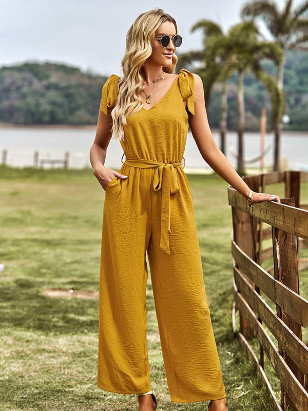 Women's woven sleeveless jumpsuit
