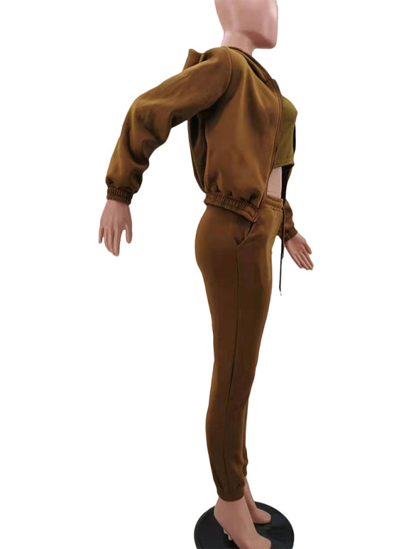 Casual three-piece Joggers hoodie & top.