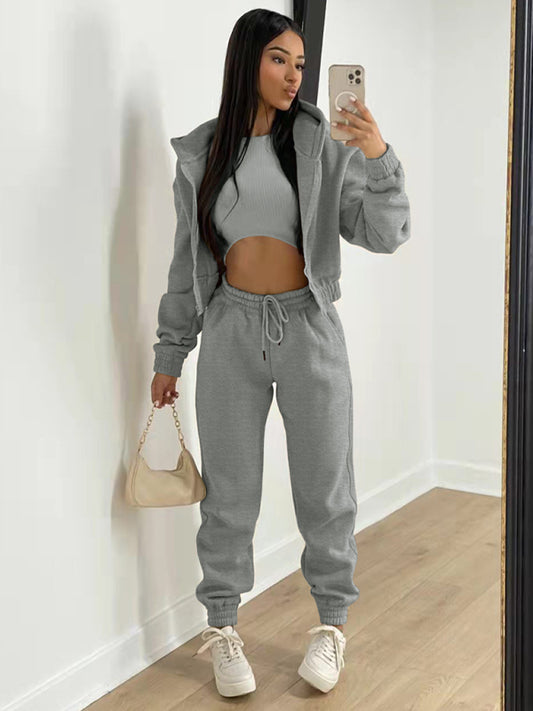 Casual three-piece Joggers hoodie & top.