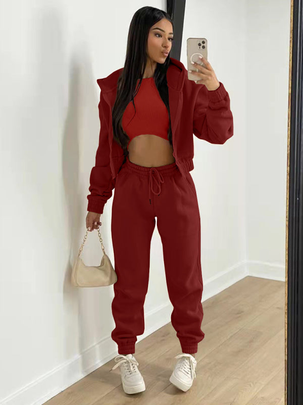 Casual three-piece Joggers hoodie & top.