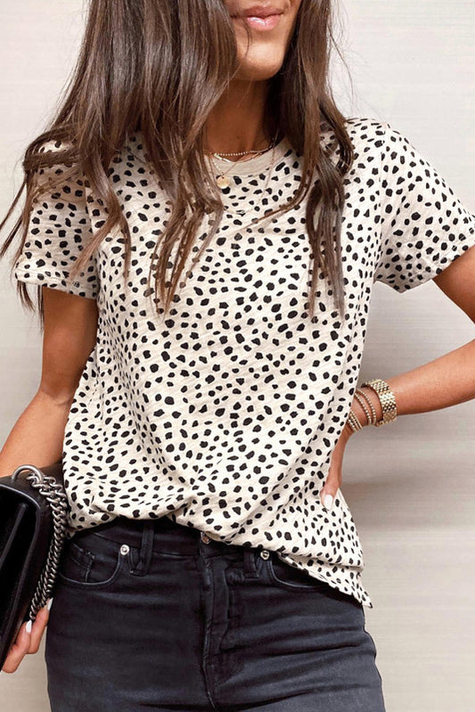 Short-sleeved round neck loose casual t-shirt