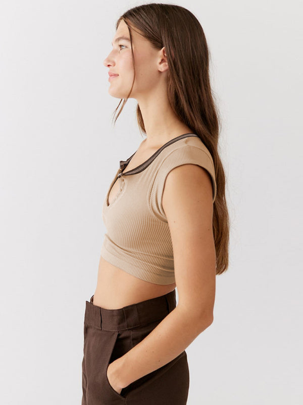 V-neckline Cropped Tee - Serenity Land fashion