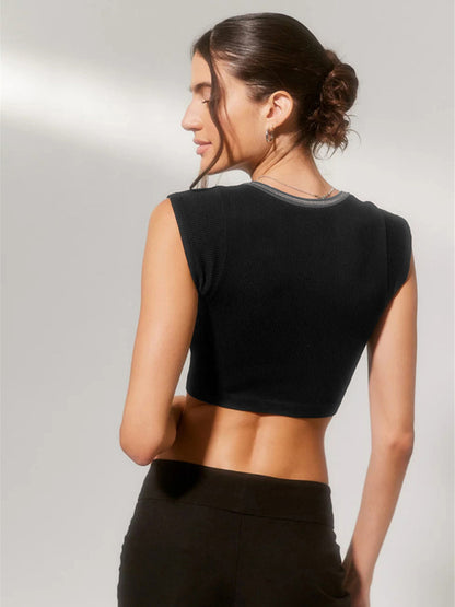 V-neckline Cropped Tee - Serenity Land fashion