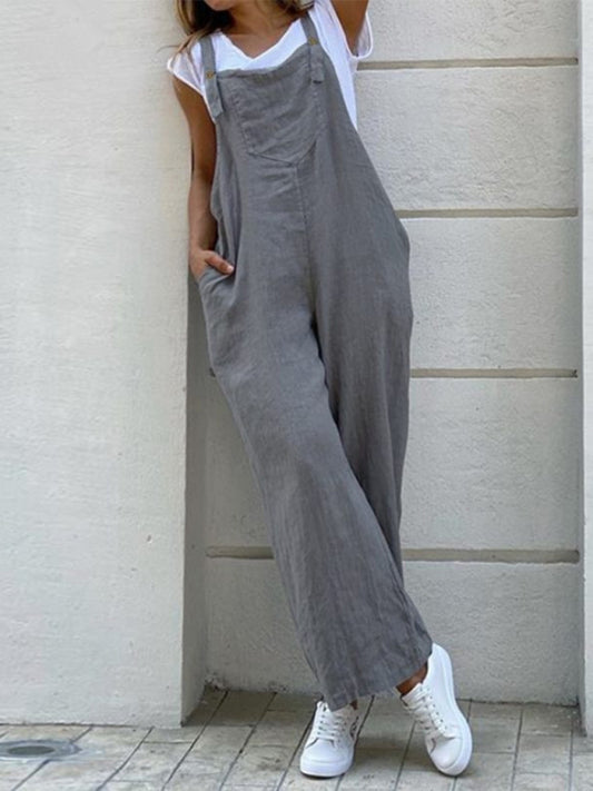 Solid color long jumpsuit with suspenders
